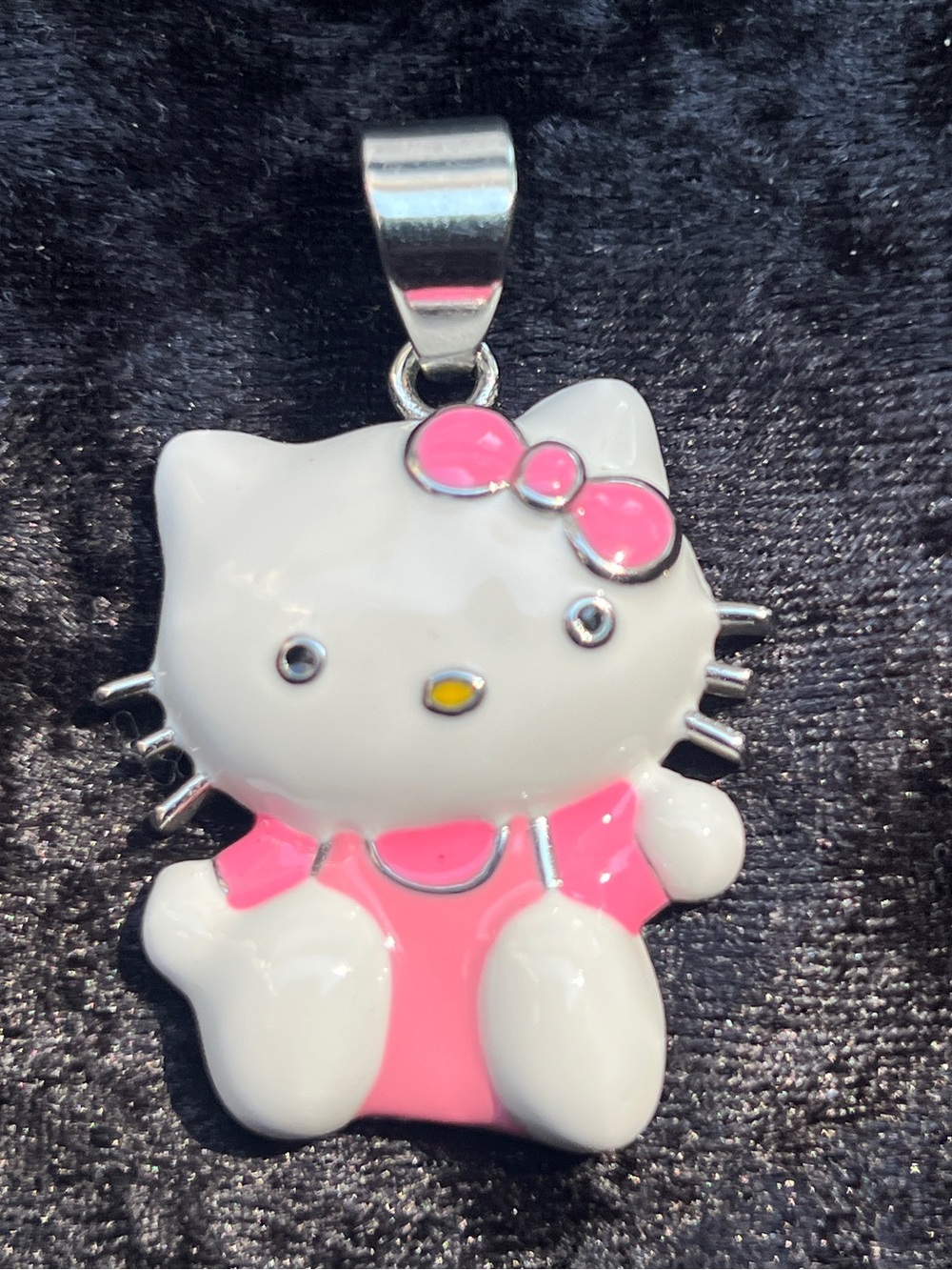 Hello Kitty White and Pink Enamel